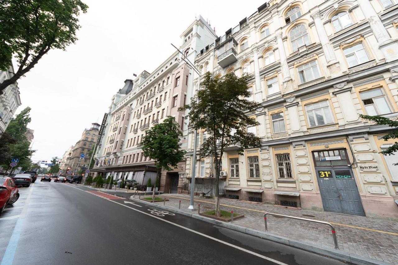 Luxury Beatiful Apartment On Pyshkinska Street Киев Екстериор снимка